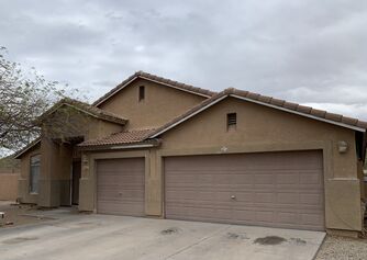 Before & After House Painting in Chandler, AZ (1)